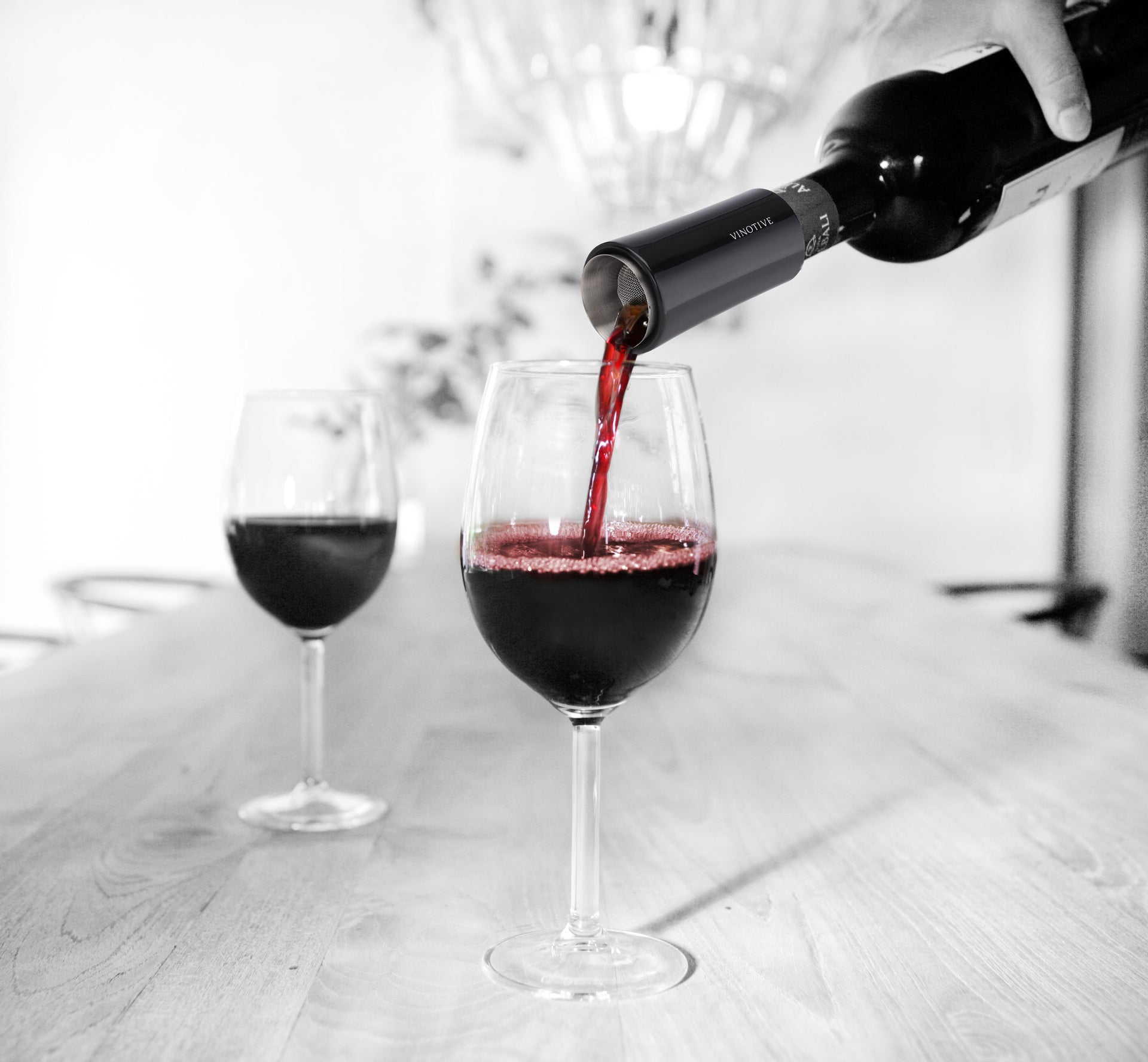 Vinaer Wine Aerator - Matt Black Edition